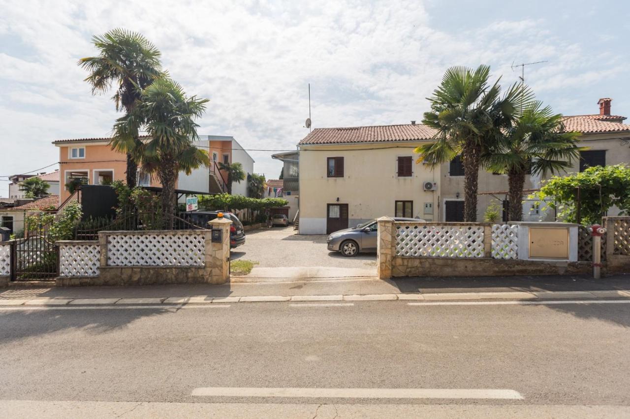 Apartman Ana Poreč Exteriör bild
