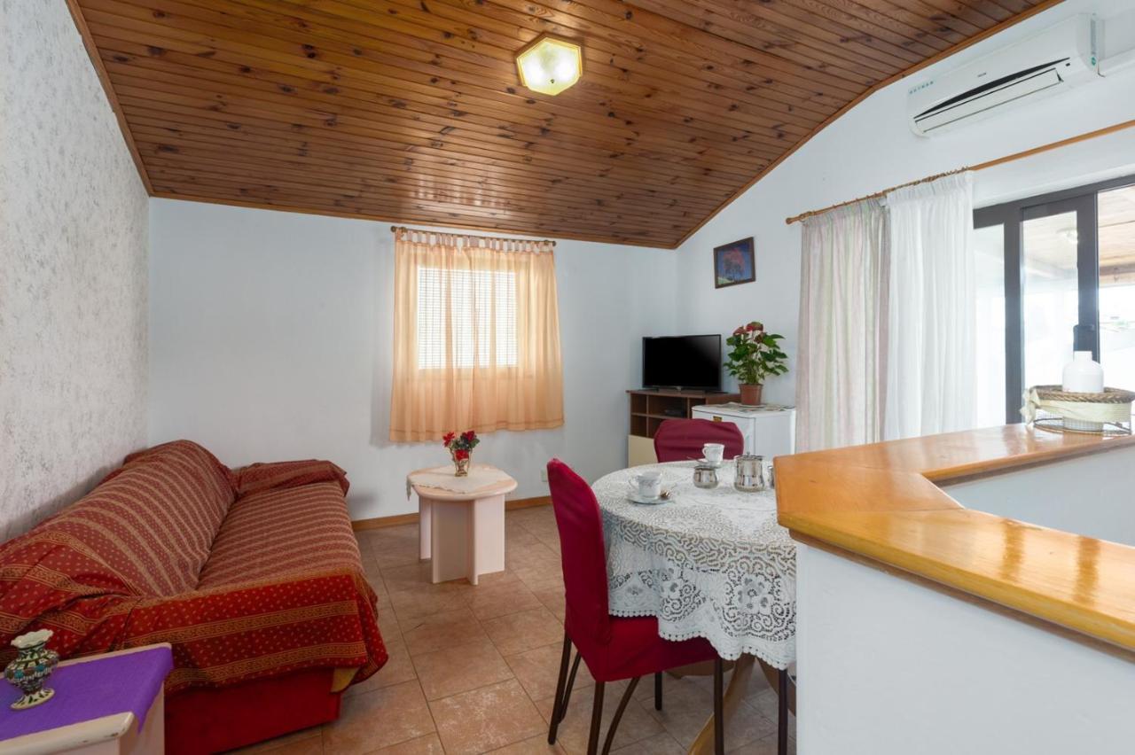 Apartman Ana Poreč Exteriör bild