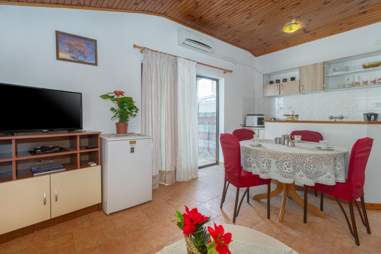 Apartman Ana Poreč Exteriör bild
